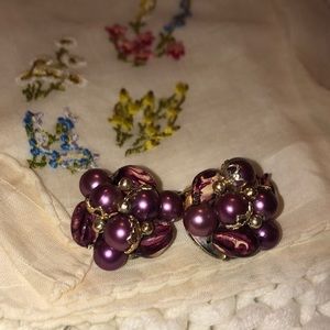 Vintage 1950s Pearl Cluster Button Earrings Clip on Earrings 1960s Hong Kong
